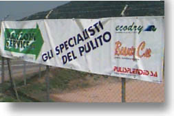 striscione4.jpg (15212 byte)