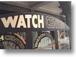 watch1.jpg (21621 byte)